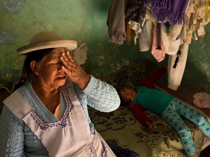 Ensayo sobre la ceguera, cirugía de cataratas en Tarija (Bolivia). Fundación Ojos del Mundo.