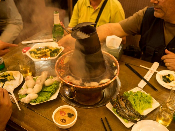 China - Pekin -  Hot Pot Fondue - Local Restaurant